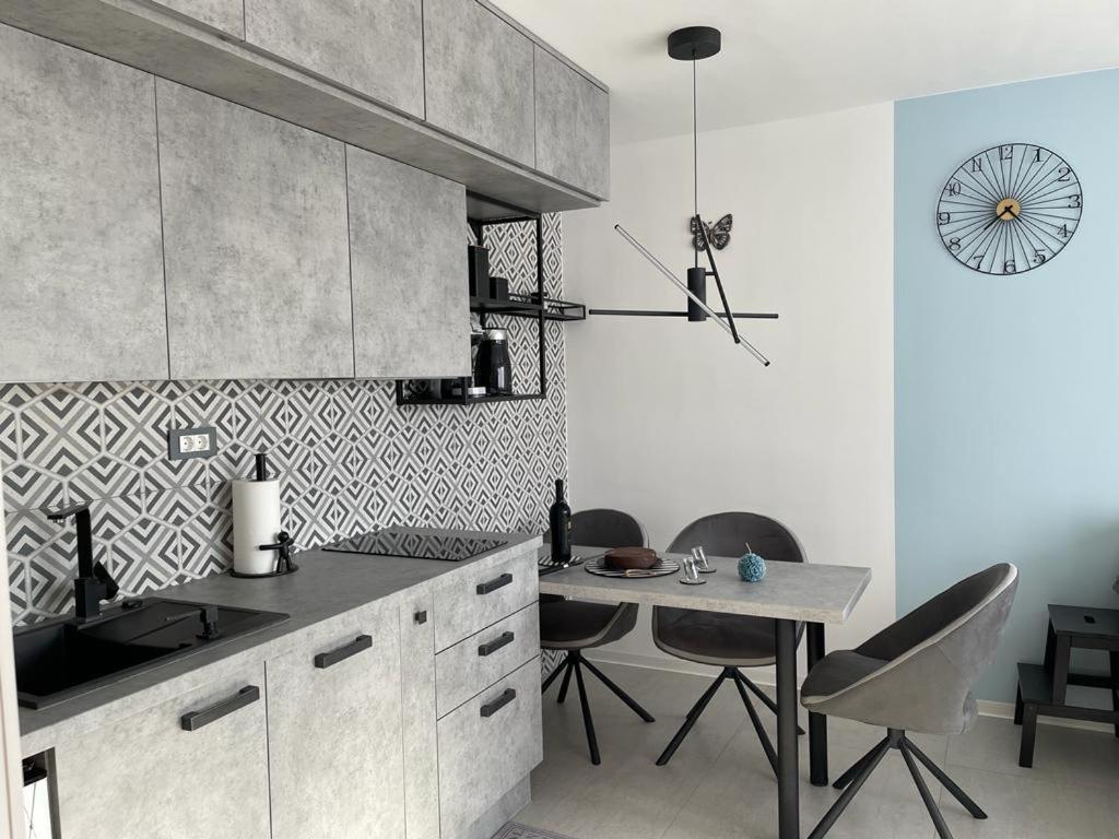 Apartment Lux *